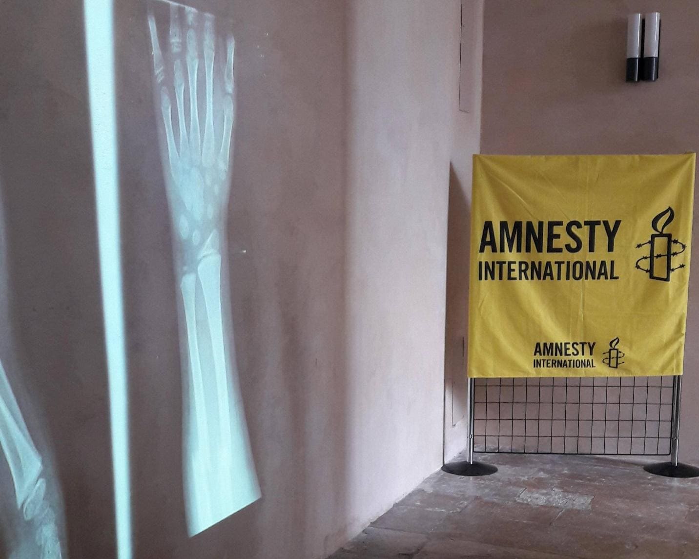 Photo Essay on Sciences Po Amnesty International’s Police Violence Exhibit